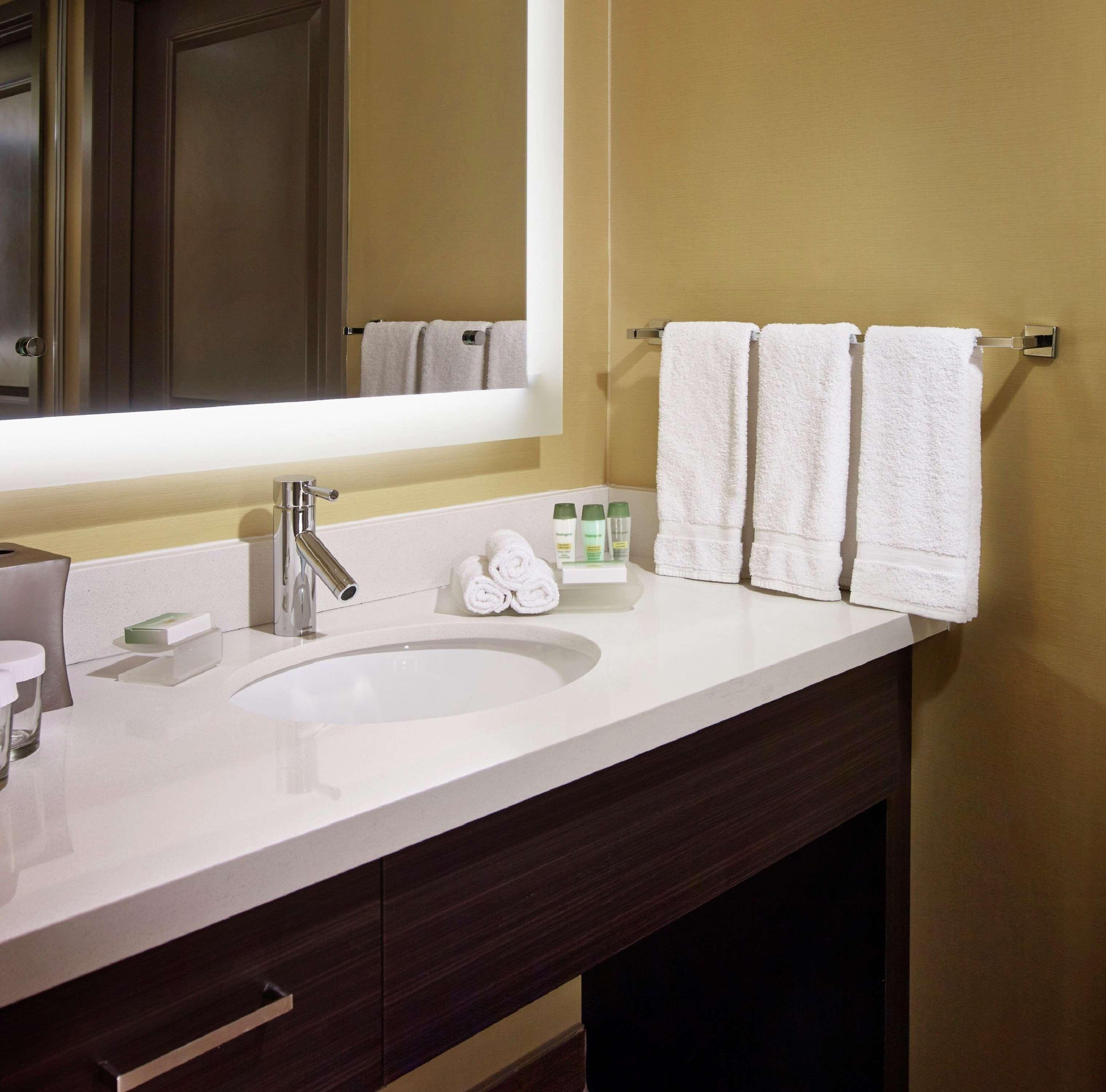 Homewood Suites By Hilton Hamilton Eksteriør bilde